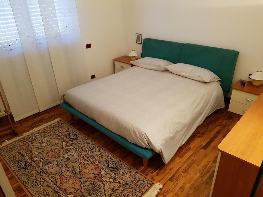 Casa Elena Apartment Albese Con Cassano ภายนอก รูปภาพ